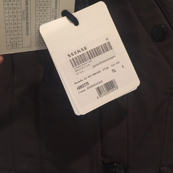 Moncler Arriette - Picture 2 of 6